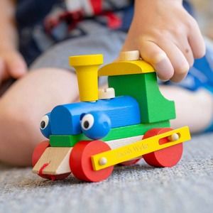 Wooden Vintage Locomotive With Tools to Disassemble and Assemble NEW